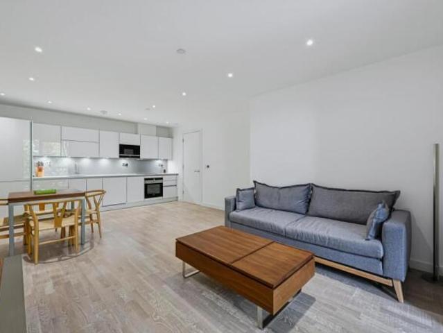 Apartment for rent in Cat Hill, England
