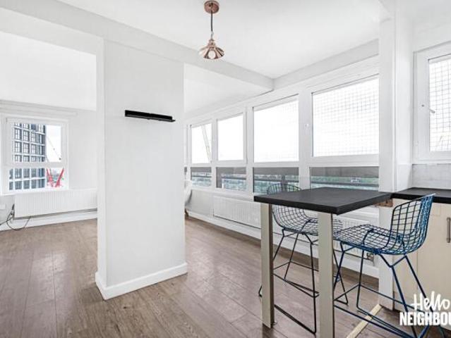 Apartment for rent in Cat Hill, England