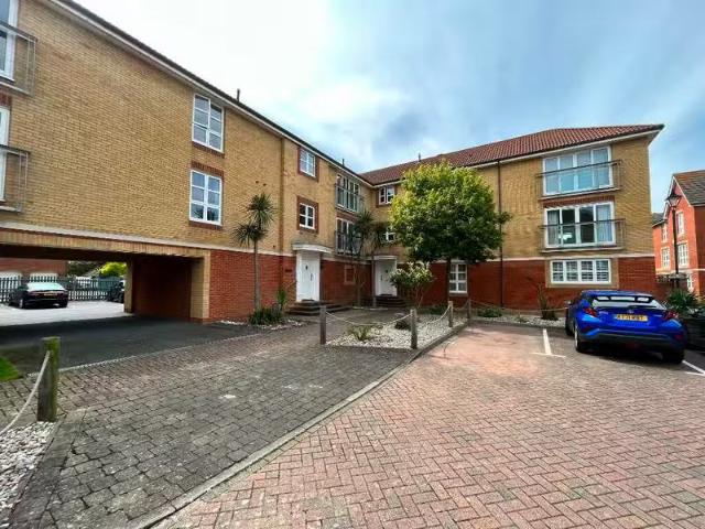 Apartment for rent in Eastbourne, East Sussex