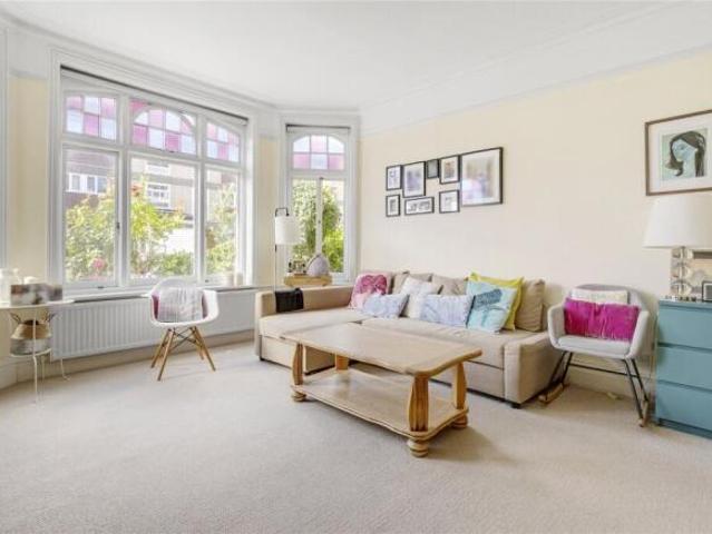 Apartment for rent in Barnes, Greater London
