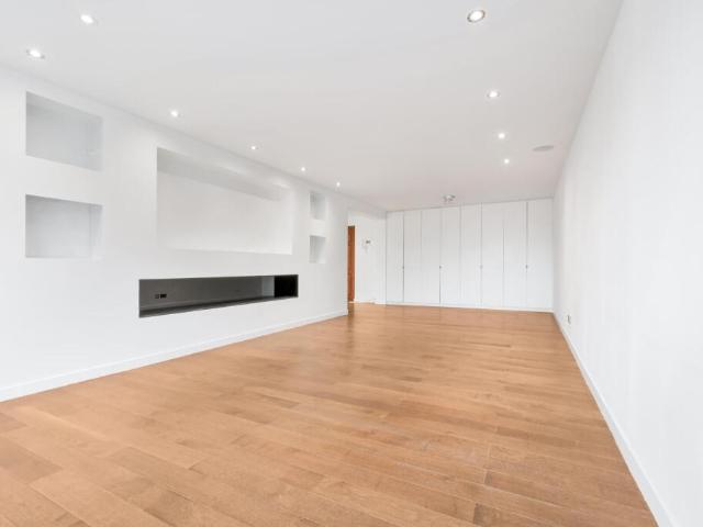 Apartment for rent in Ashill, St John's Wood