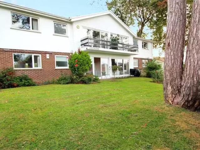 Apartment for rent in Falcon Lodge, Wales