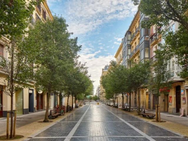 Apartamento en alquiler en Ipar-Ekialdea, Donostia-san Sebastián