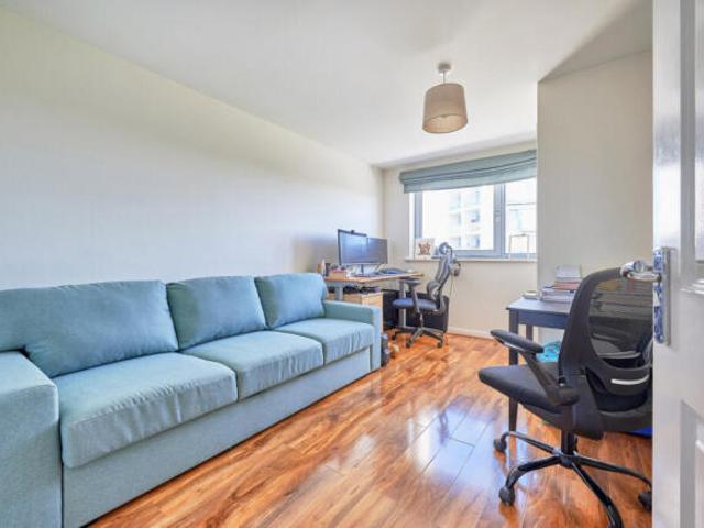 Apartment for rent in St Albans, Five Acres