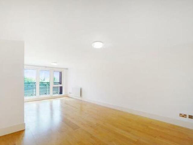 House for rent in Kingston Upon Thames, Greater London