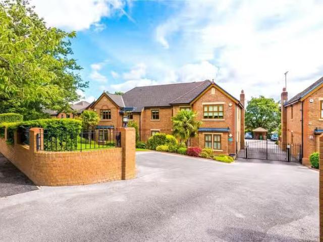 Apartment for rent in Lee Bank, Greater Manchester