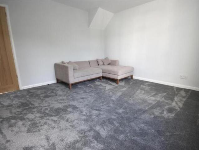 Apartment for rent in Woodseats, South Yorkshire