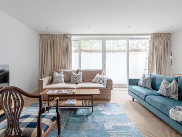 Apartment for rent in Clapham, Greater London