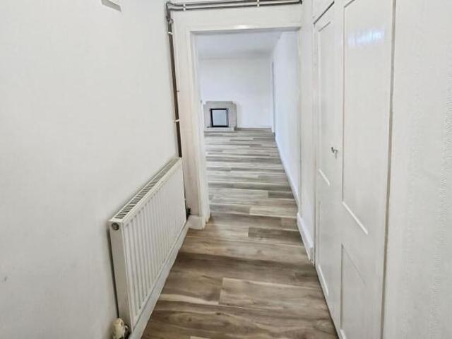Apartment for rent in Newtown, Wales
