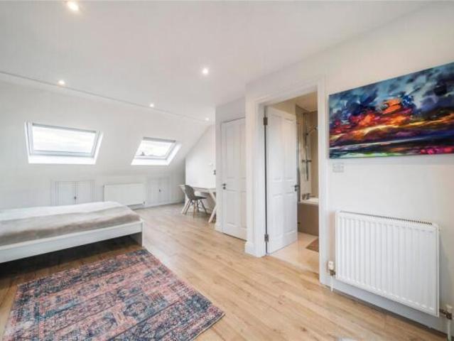 Apartment for rent in Cat Hill