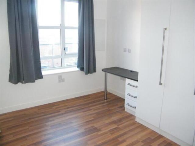 Apartment for rent in St Matthew's, Old Wharf