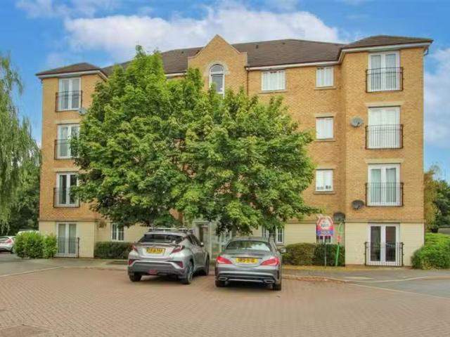 Apartment for rent in Lakeside, Doncaster