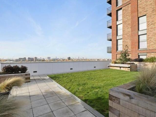 Apartment for rent in Leighton