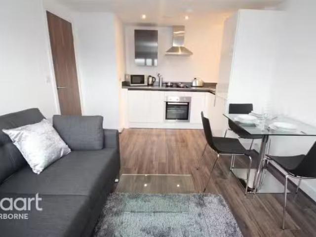 Apartment for rent in Shacklewell, Greater London