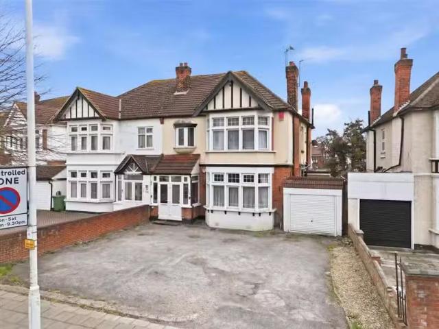 Apartment for rent in Ilford, Greater London