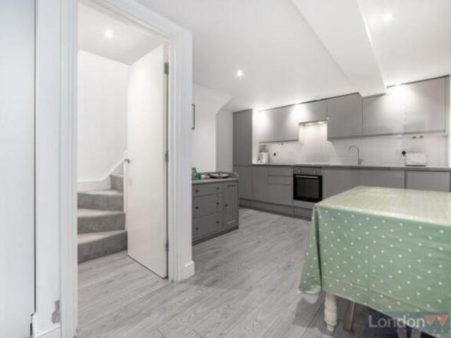 Apartment for rent in Cat Hill