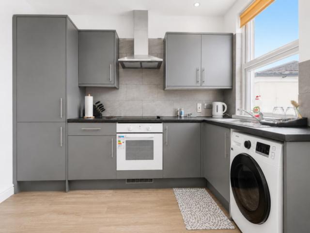 Apartment for rent in Cathays, Wales