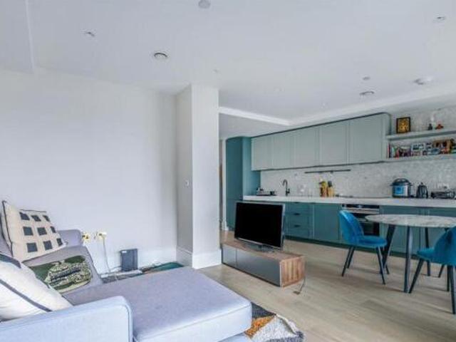 House for rent in Lyons, Greater London