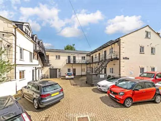 Apartment for rent in Polbeth, Scotland
