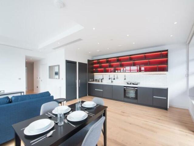 Apartment for rent in London City Island, Blackwall