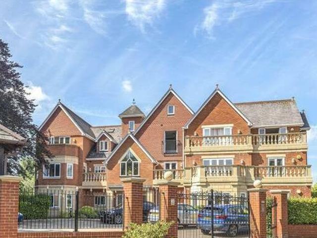 House for rent in Lyons, Greater London