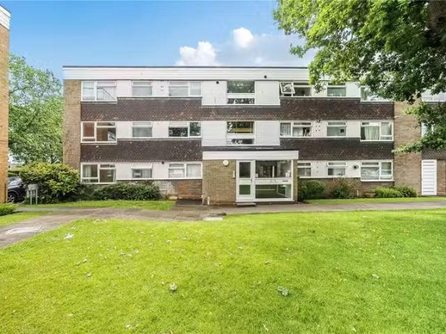 Apartment for rent in Blossomfield, West Midlands