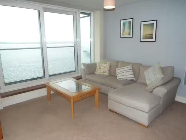 Apartment for rent in Upper Dovercourt, Dale Hill