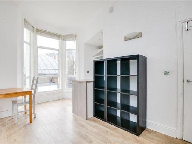 Apartment for rent in Cat Hill