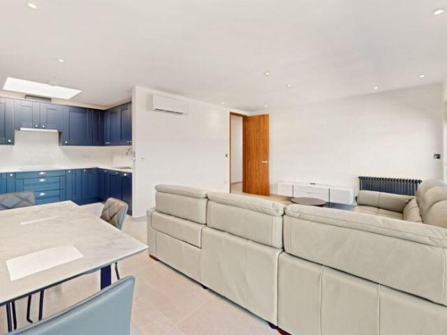 Apartment for rent in Cat Hill, Isle Of Man