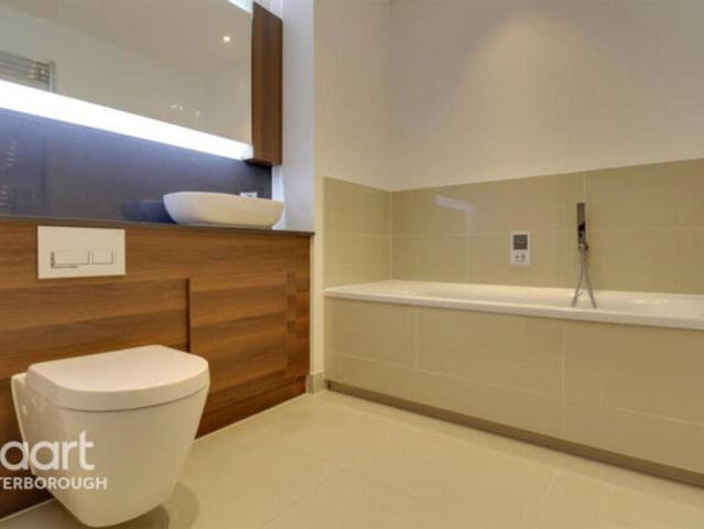 Apartment for rent in Hampton Green, Cambridgeshire