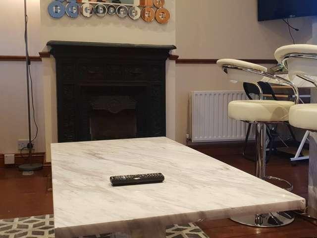 Apartment to rent in Bluebell, North Tipperary