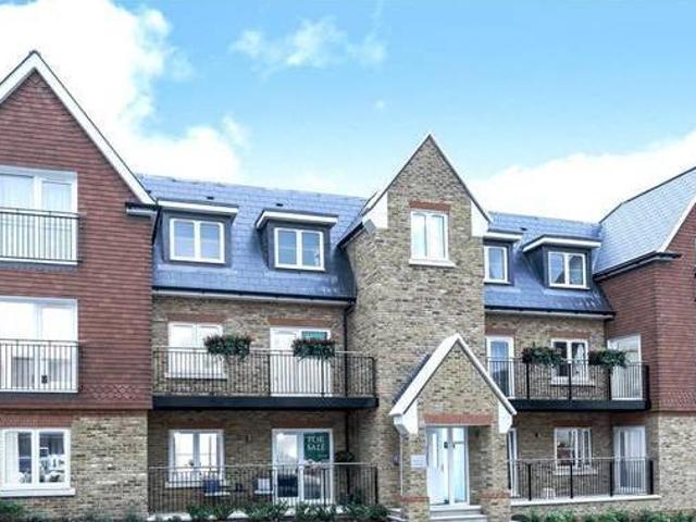 House for rent in Lyons, Greater London