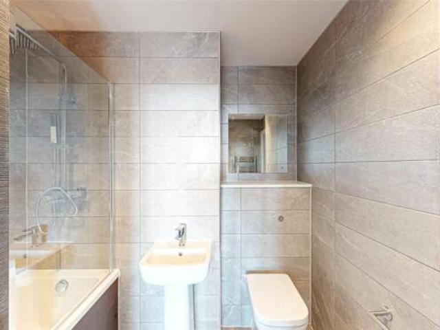 Apartment for rent in Greengate, Burnedge