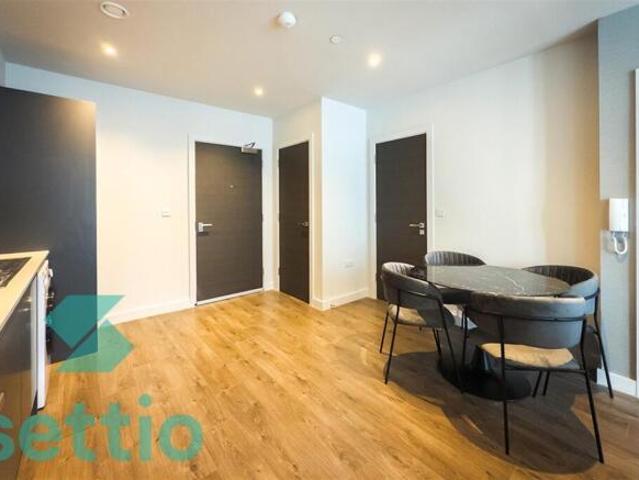 Apartment for rent in Eastleigh, Helford
