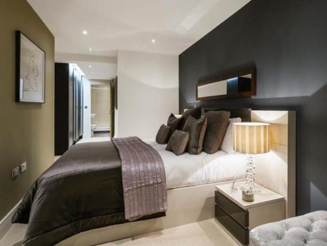 Apartment for rent in South Lane, West Yorkshire