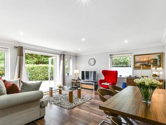 House for rent in Blackhills, Surrey