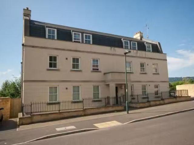 Apartment for rent in Bailbrook, Dulcote
