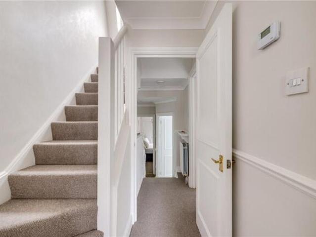 Apartment for rent in Cat Hill