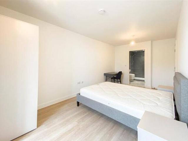 Apartment for rent in Eastleigh, Helford