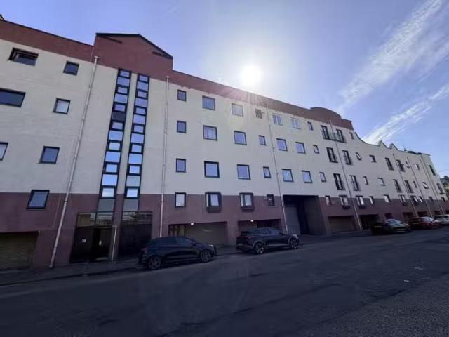 Apartment for rent in Govan, Scotland
