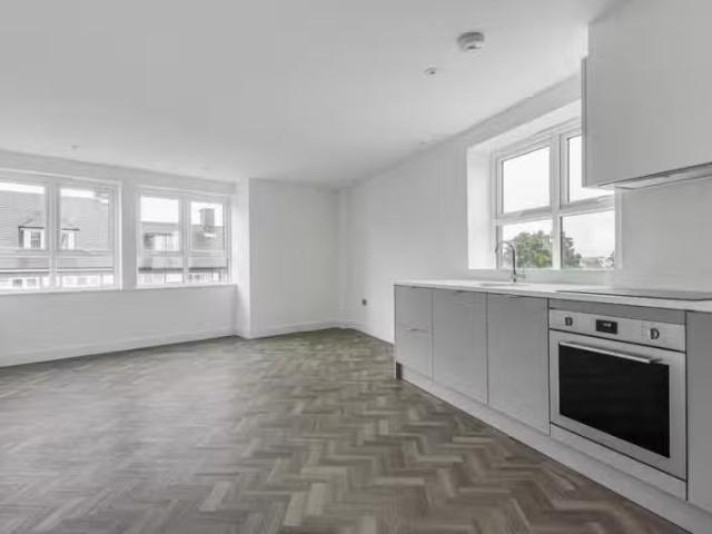 Apartment for rent in Petts Wood, Greater London