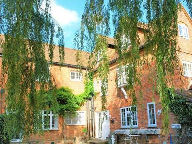House for rent in Fole, Surrey