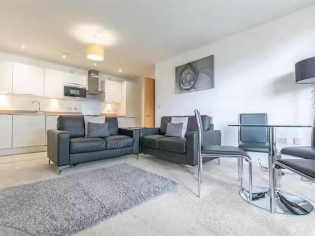 Apartment for rent in Falcon Lodge, Wales