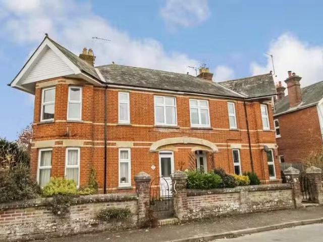Apartment for rent in Manswood, East Dorset