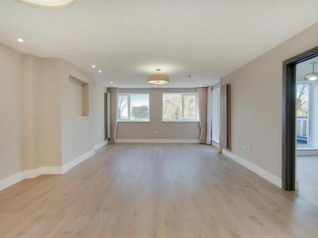 Apartment for rent in Hampstead, Greater London