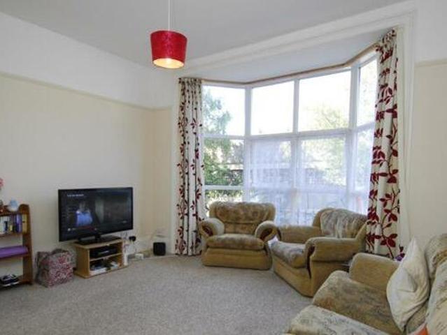 House for rent in Follaton, Strode