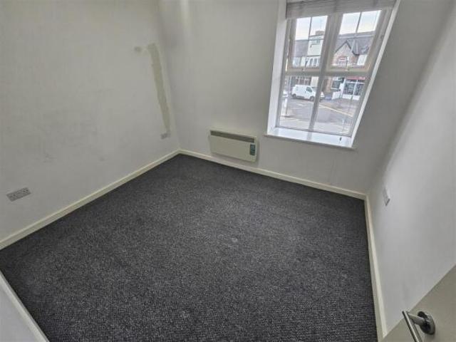 Apartment for rent in Ely, Cardiff