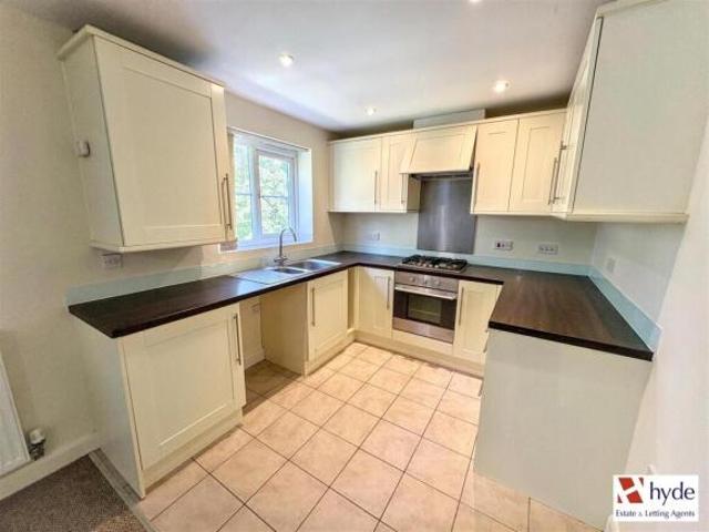 Apartment for rent in South Lane, West Yorkshire