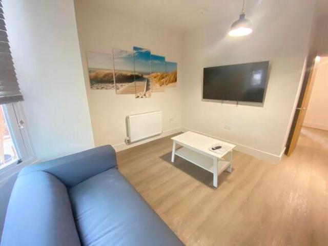 Apartment for rent in Abbey Park, Barton In Fabis