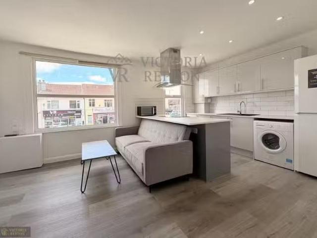 Apartment for rent in Feckenham, City Of Bristol